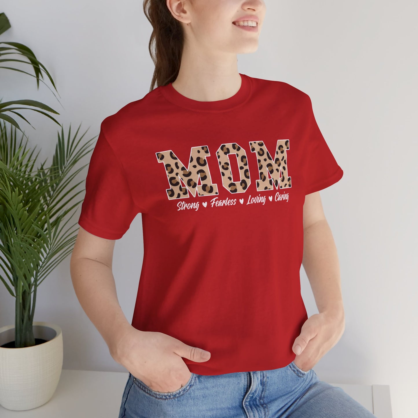 "MOM" - Affirmation T-Shirt
